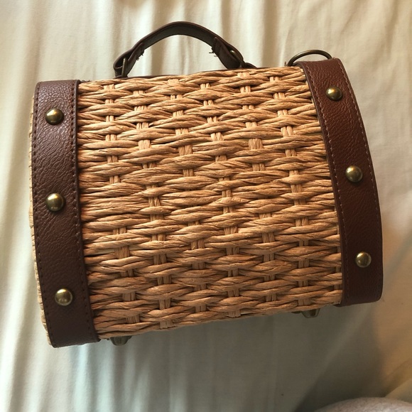 Gorgeous one of a kind straw bag - Picture 4 of 4